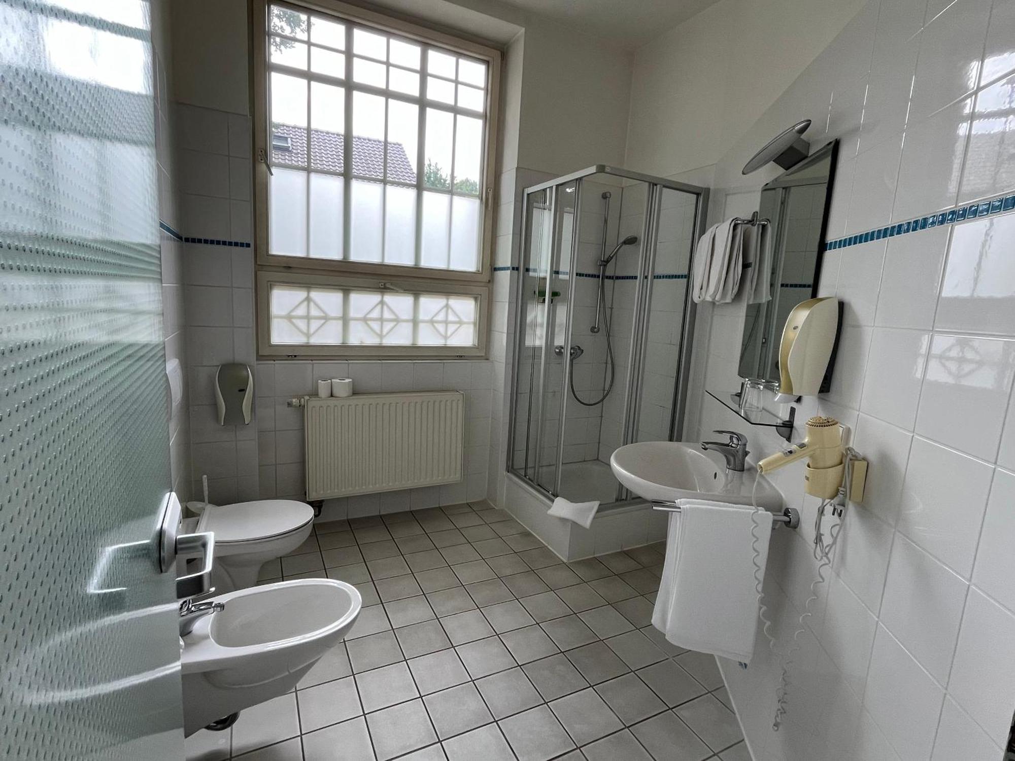 Hotel Hahn Gondelsheim Pokój zdjęcie